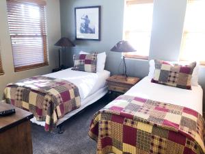 Bear Creek Lodge 301A by Alpine Lodging Telluride