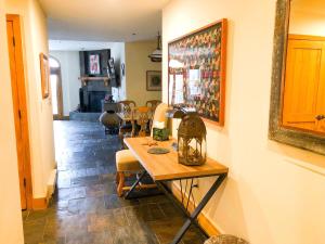 Bear Creek Lodge 209AB by Alpine Lodging Telluride