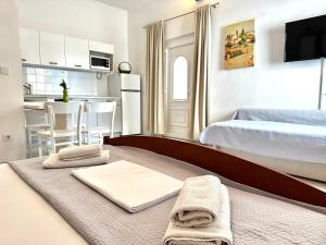 Studio Apartments Promajna