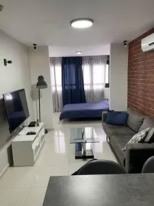 Dream Studio - Ramat HaSharon