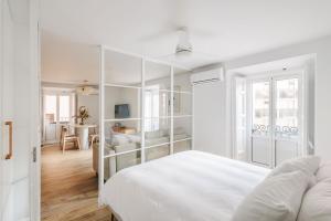 BEAUTIFUL APARTMENT IN THE HEART OF MADRID
