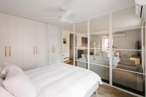 BEAUTIFUL APARTMENT IN THE HEART OF MADRID