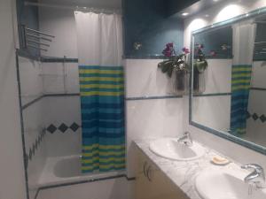 +++Habitación y baño privado entrada independiente