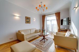 Arena Park Apartment