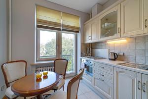 Arena Park Apartment