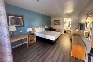 Days Inn by Wyndham RocklinSacramento
