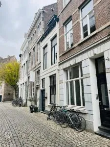 Monumentale stadswoning in hartje binnenstad - ماستريخت