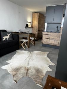 Superbe studio Anzère, rénové, au pied des pistes