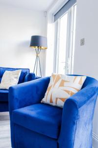 Elegant Apartments in Staines l Free Onsite Parking