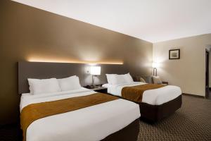 Queen Room with Two Queen Beds - Non-Smoking room in Comfort Inn & Suites Midway - Tallahassee West