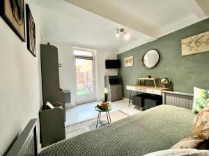 Petit Studio Charmant