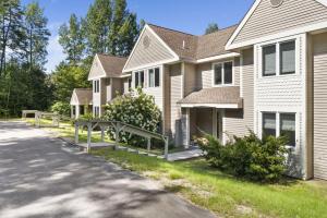 New host! Exceptional Sunday River Ski In Ski Out Condo