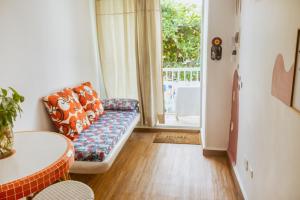 Kings Apartments 201