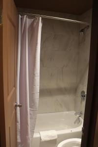 Historic Cow Palace Inn