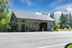 R & R Chalet at Mt. Rainier