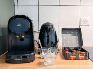 L‘Éden au Porte de Paris Metro 9