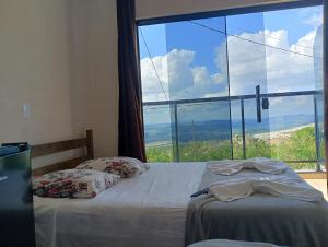 suite 01 com Varanda -Avenida Hospedagem