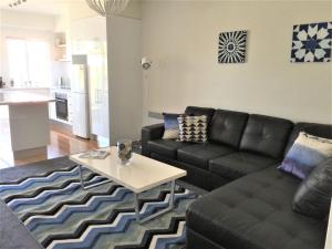 View Street Apartment Car park 650m to shops - 4hvězdičkové hotely ve městě Sandy Bay