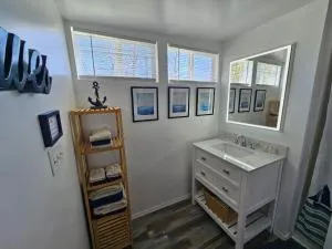 LemonDrop Lake-Front Cottage - جينيفا أن ليك