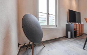 Maisons de vacances Gorgeous Home In Contes With Kitchen : photos des chambres