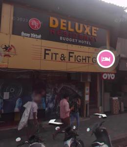 Deluxe Residency Nr- Mumbai International Airport