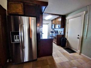 Landfall Towers 71 Condominium Condo