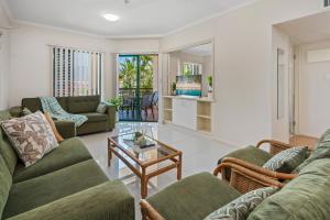 Cairns City Family Apartment - Wifi -Netflix - Pool