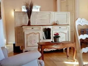 "Chez Gwenaël et Valéry fr" 50m2 Déco Shabby - 索尔格
