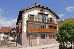Apartamentos Irati Garralda - Garralda