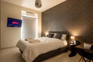 AIOLOS GLYFADA super lux suite 5 sea view