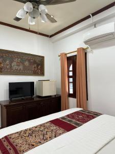 Mano boutique sun shine