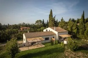 Gites notre dame du château - Saint-Étienne-du-Grès