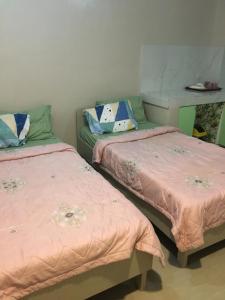 AGB Anchorage Inn, studio room - 2 single beds