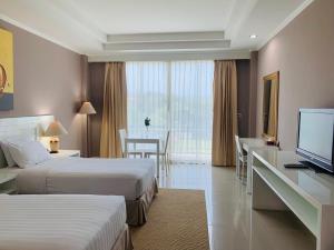 La Vie En Rose - SHA Plus