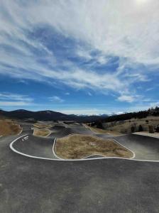 Chalets Chalet cosy-vue sur la montagne & montgolfieres : photos des chambres