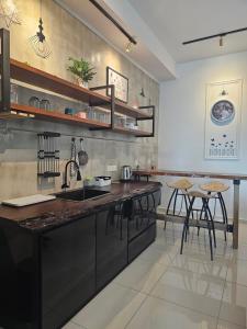 M Cosy Homestay