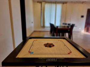 VIDHI VILLA -Besides Valley View 360 with Luxurious Swimming pool & AC