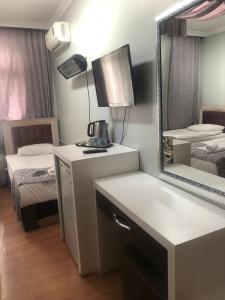 Family Room room in SRF Hotel