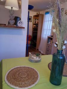 Appartements HERM'S Petite maison atypique et cour privative - : photos des chambres