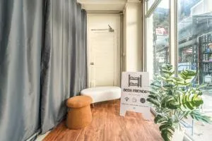 Beds Friends Phi Phi Hostel - Party Hostel - Phi Phi