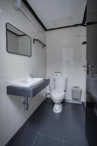 The Bright House, Koh Phi Phi