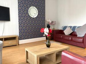 Eden Stay 5 Bedroom House