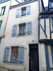 Centre Historique LAVAL - 3-star hotels in Laval