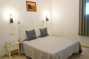 Double Room with double bed room in Hostal Las Margaritas
