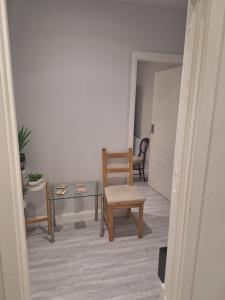 Deluxe Single room only for one adult