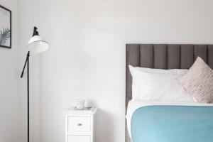 Top Floor, City Centre, Parking