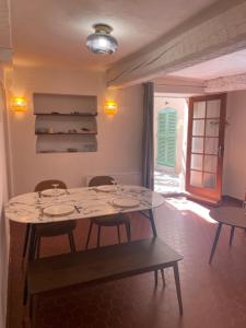 Appartements Sole Mia, appt 2/4pers au coeur de Bormes : photos des chambres