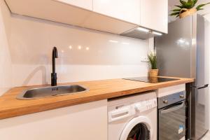 NUEVO 100% estrenar. Terraza, Ascensor, AA, Vistas al mar