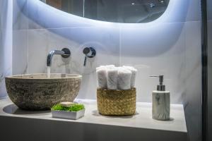 SeaSide Gem Private Villa Olia with Heated Pool