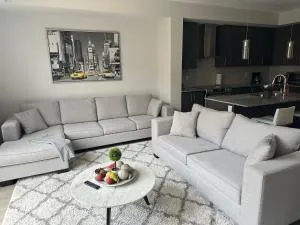 Modern Townhouse, Vaughan, Ontario, Canada - Вон